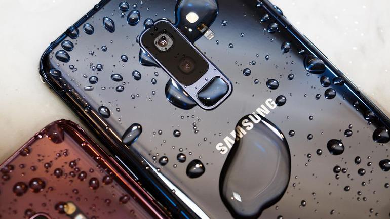 Waterproof Phones Really Waterproof